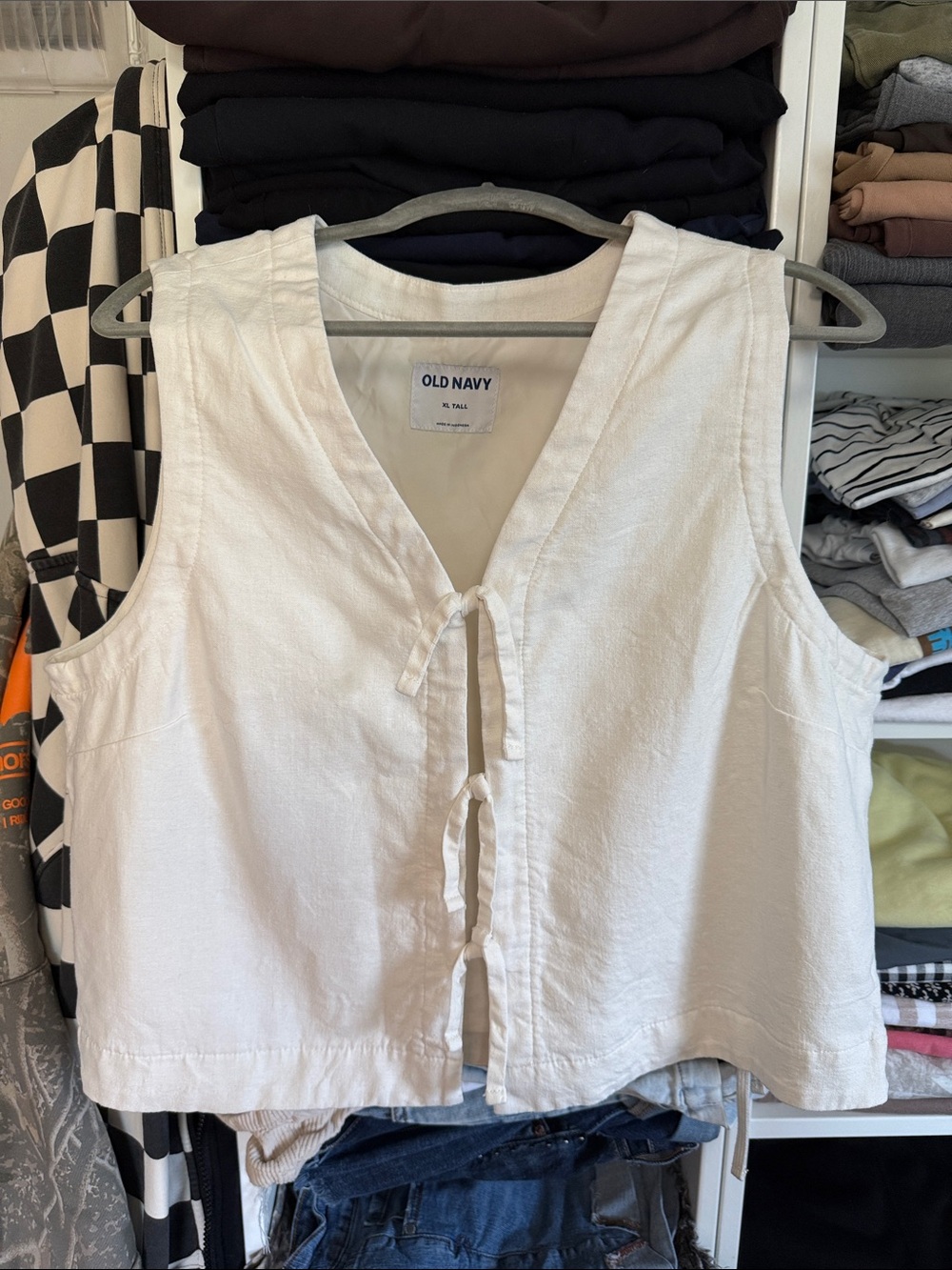 Old Navy White Tie-Front Sleeveless Vest Top—XL TALL